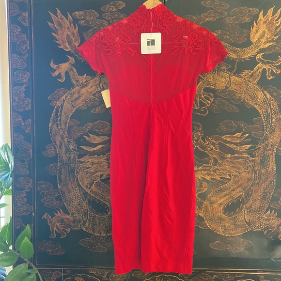 NWT $295 TADASHI Dress sexy Medium body-con - Picture 4 of 10